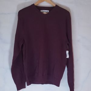 NWT - Men's V-Neck Sweater